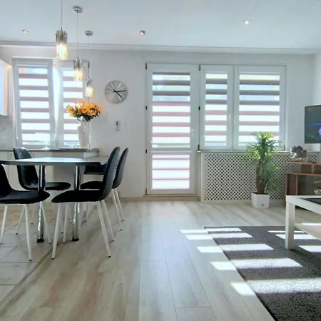 In Nowe Mit Garten Apartmán
